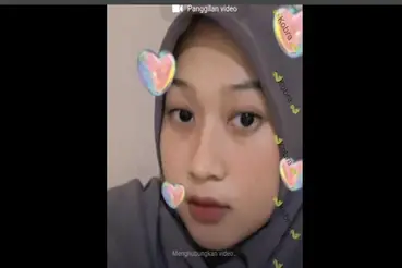 Jilbab Cewek 18+ Lugu Tapi Hobi Colmek
